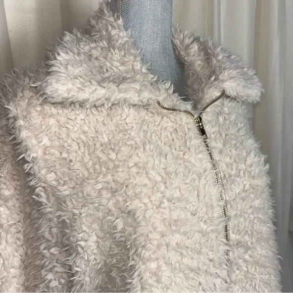 Show Me Your Mumu Kassidy Faux Fur Sherpa Zip Front Jacket - Picture 3 of 16